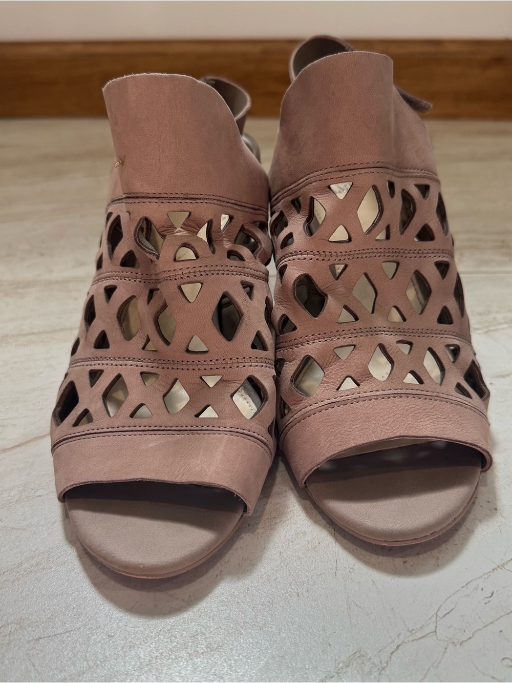 Vince Camuto Blush Cutout Peep-Toe Sandals